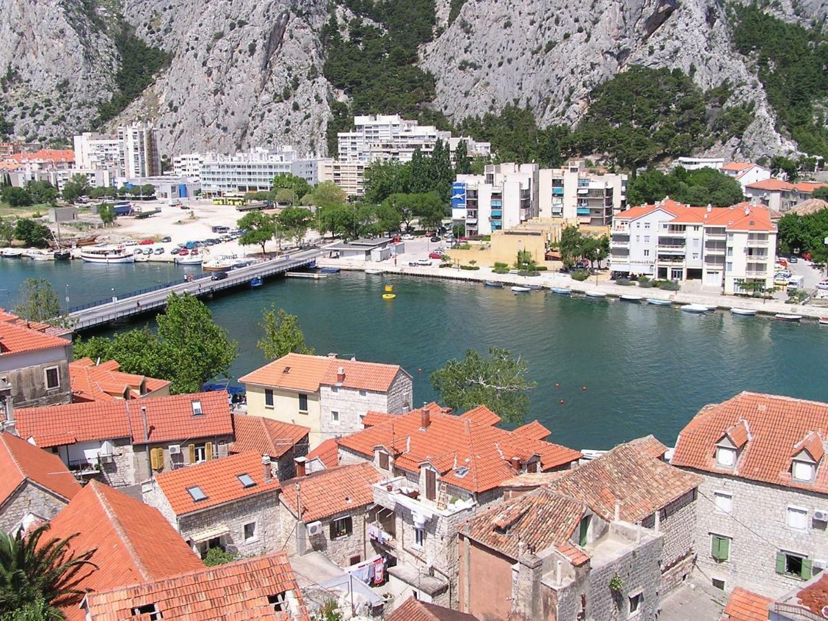 Natali Appartement Omiš Buitenkant foto