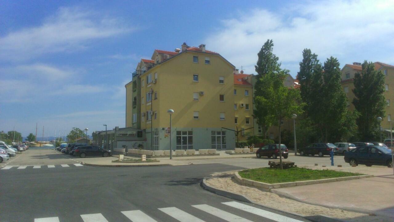 Natali Appartement Omiš Buitenkant foto