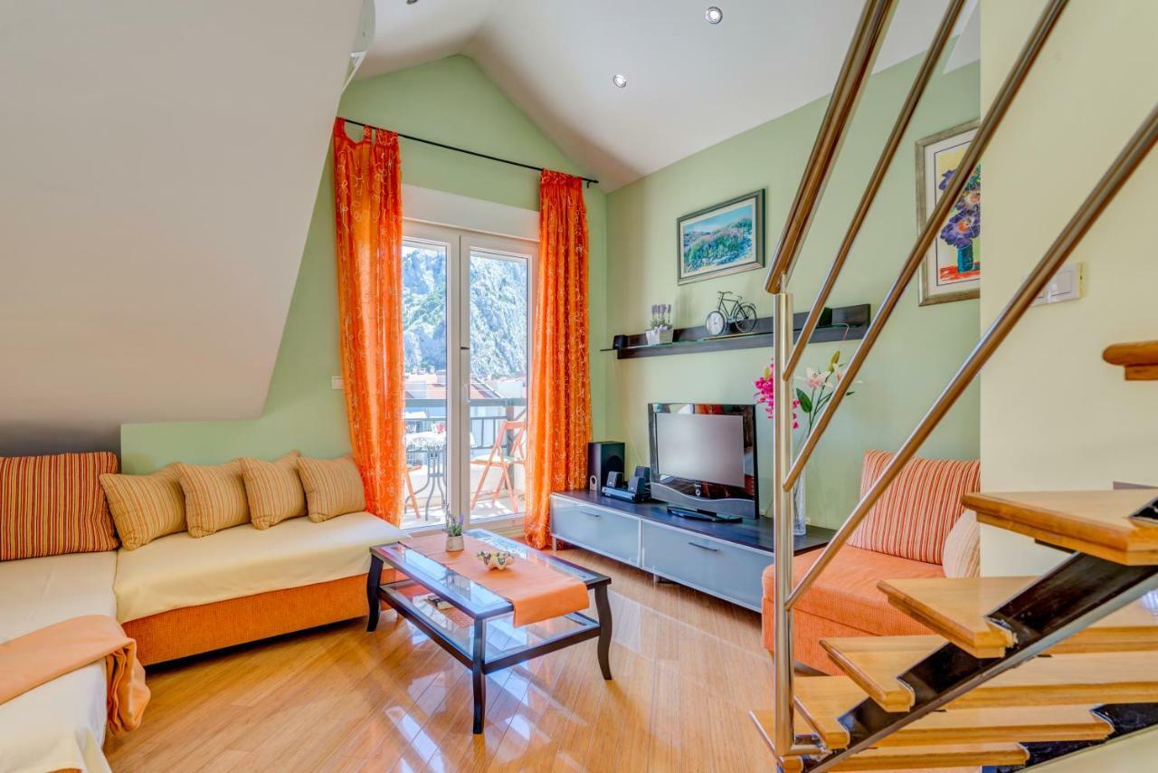 Natali Appartement Omiš Buitenkant foto